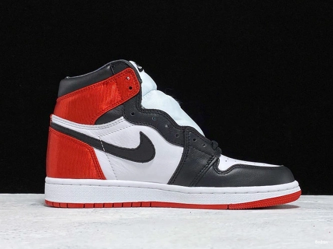Bmlin Retro Satin Air Jordan High 1 CD0461-016 Black Toe 0812